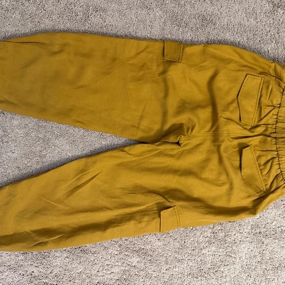Banana Republic Cargo Pants Women size 6 Mustard Yellow High Waist Pants - Picture 9 of 10